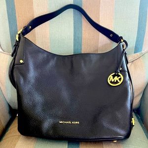 MICHAEL KORS BLACK LEATHER SHOULDER BAG ~ LIKE NEW